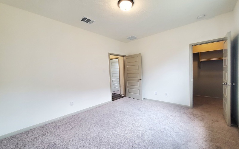 1418 Lake Ridge Drive, Brenham, TX 77833, 4 Bedrooms Bedrooms, ,2 BathroomsBathrooms,Residential,For Sale,1418 Lake Ridge Drive,147414