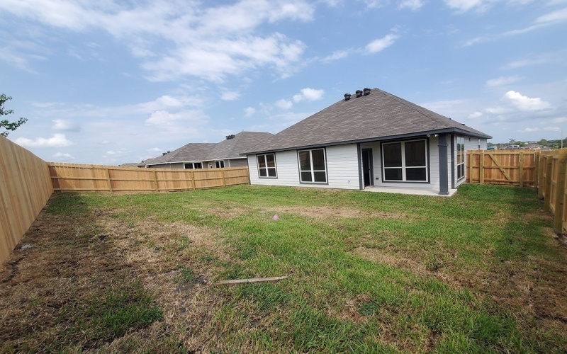 1418 Lake Ridge Drive, Brenham, TX 77833, 4 Bedrooms Bedrooms, ,2 BathroomsBathrooms,Residential,For Sale,1418 Lake Ridge Drive,147414