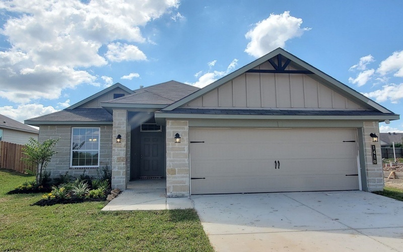 1410 Lake Ridge Drive, Brenham, TX 77833, 3 Bedrooms Bedrooms, ,2 BathroomsBathrooms,Residential,For Sale,1410 Lake Ridge Drive,147612