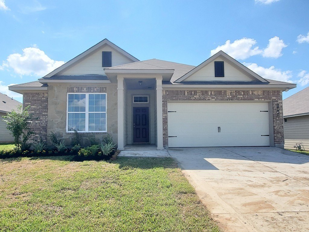 1412 Lake Ridge Drive, Brenham, TX 77833, 3 Bedrooms Bedrooms, ,2 BathroomsBathrooms,Residential,For Sale,1412 Lake Ridge Drive,148760