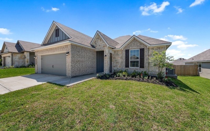1445 Lake Ridge Drive, Brenham, TX 77833, 4 Habitaciones Habitaciones , ,2 BañosBaños,Residential,En Venta,1445 Lake Ridge Drive,148762