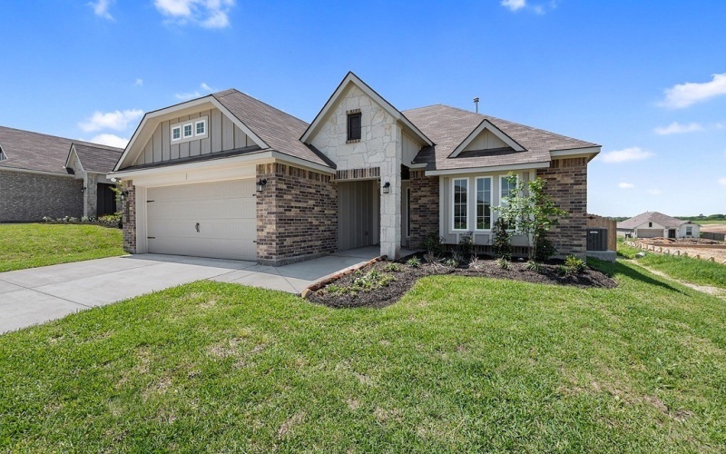 1447 Lake Ridge Drive, Brenham, TX 77833, 3 Bedrooms Bedrooms, ,2 BathroomsBathrooms,Residential,For Sale,1447 Lake Ridge Drive,148764
