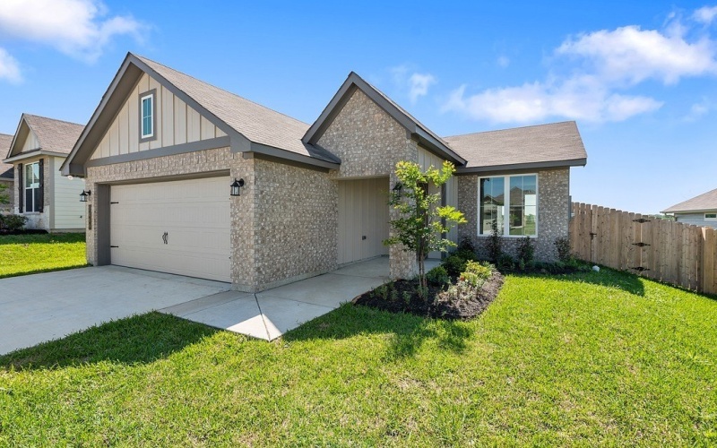 1409 Whitney Lane, Brenham, TX 77833, 3 Bedrooms Bedrooms, ,2 BathroomsBathrooms,Residential,For Sale,1409 Whitney Lane,148767