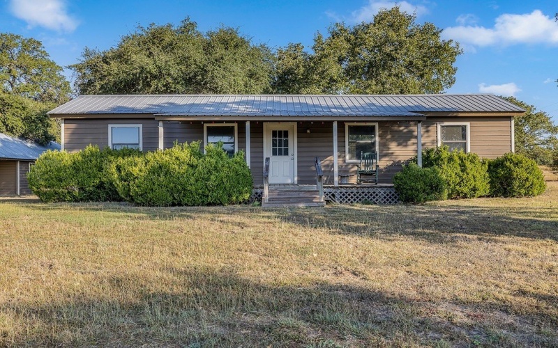 1324 Ladewig Lane, Schulenburg, TX 78956, 3 Bedrooms Bedrooms, ,2 BathroomsBathrooms,Farm,For Sale,1324 Ladewig Lane,149736
