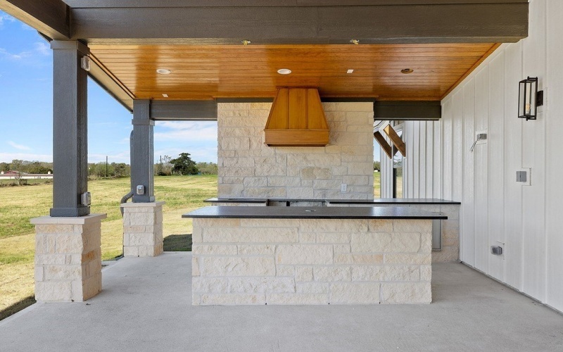 202 Astoria Ave, Round Top, TX 78954, 4 Bedrooms Bedrooms, ,5 BathroomsBathrooms,Farm,For Sale,202 Astoria Ave,150846
