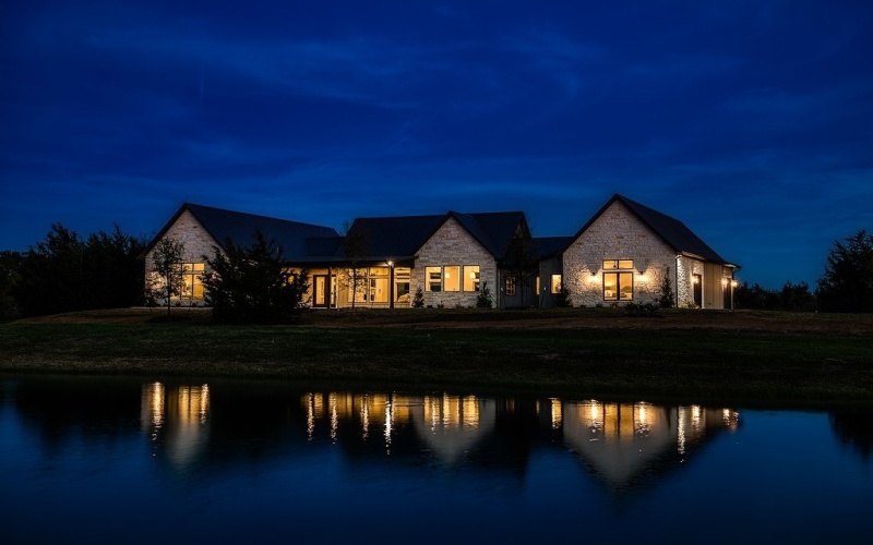 2915 Rehburg, Brenham, TX 77833, 4 Bedrooms Bedrooms, ,3 BathroomsBathrooms,Farm,For Sale,2915 Rehburg,150878