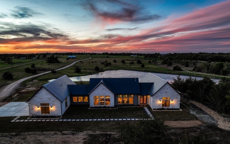 2915 Rehburg, Brenham, TX 77833, 4 Bedrooms Bedrooms, ,3 BathroomsBathrooms,Farm,For Sale,2915 Rehburg,150878