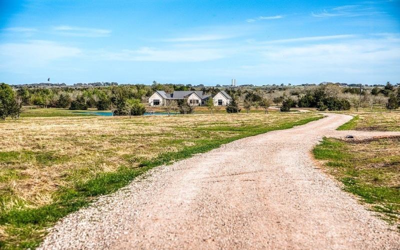 2915 Rehburg, Brenham, TX 77833, 4 Bedrooms Bedrooms, ,3 BathroomsBathrooms,Farm,For Sale,2915 Rehburg,150878