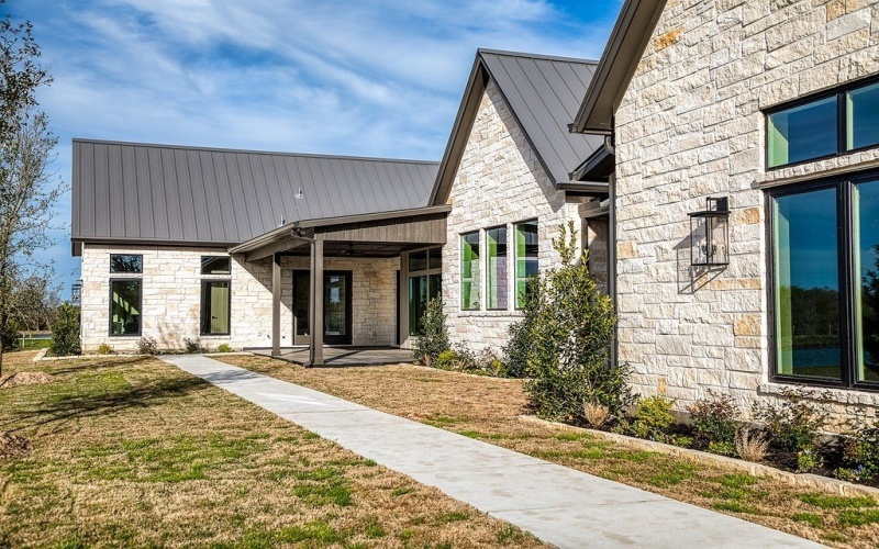 2915 Rehburg, Brenham, TX 77833, 4 Bedrooms Bedrooms, ,3 BathroomsBathrooms,Farm,For Sale,2915 Rehburg,150878