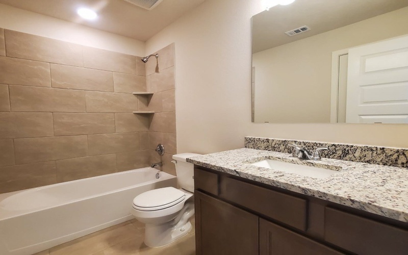 2049 Winepress Road, Brenham, TX 77833, 3 Habitaciones Habitaciones , ,2 BañosBaños,Residential,En Venta,2049 Winepress Road,150962