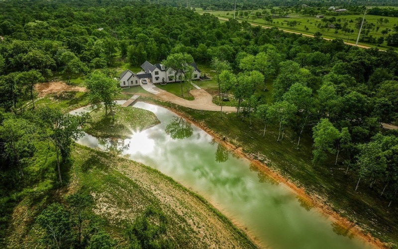 40051 Mesquite, Hempstead, TX 77445, 5 Bedrooms Bedrooms, ,5 BathroomsBathrooms,Farm,For Sale,40051 Mesquite,151316