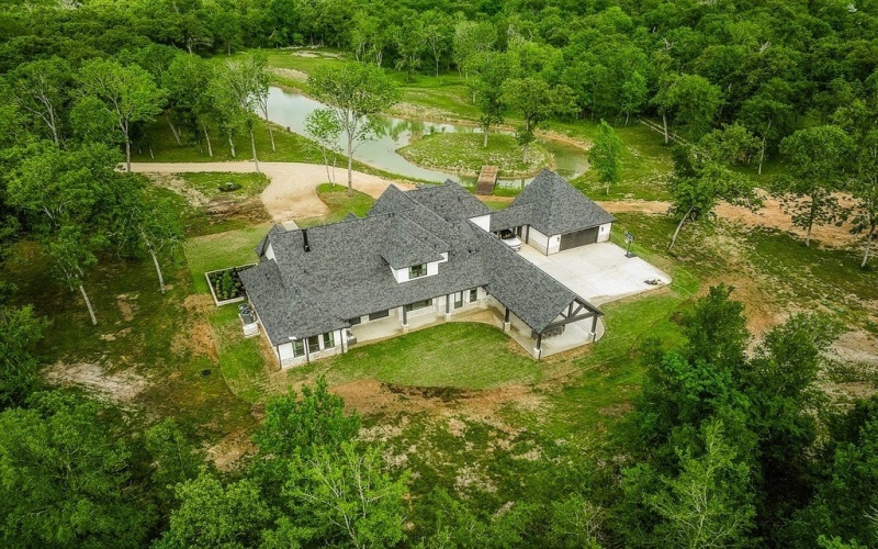 40051 Mesquite, Hempstead, TX 77445, 5 Bedrooms Bedrooms, ,5 BathroomsBathrooms,Farm,For Sale,40051 Mesquite,151316