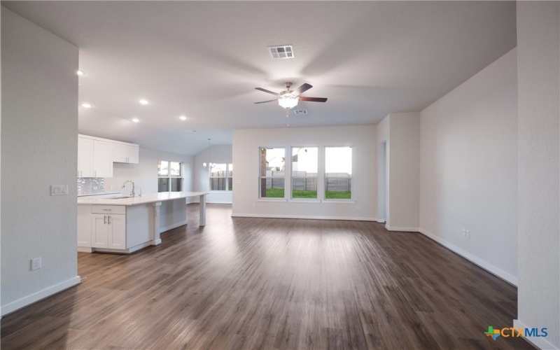 584 Tobacco Pass, New Braunfels, TX 78132, 4 Habitaciones Habitaciones , ,2 BañosBaños,Residential,En Venta,584 Tobacco Pass,475459