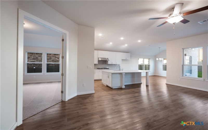 584 Tobacco Pass, New Braunfels, TX 78132, 4 Habitaciones Habitaciones , ,2 BañosBaños,Residential,En Venta,584 Tobacco Pass,475459