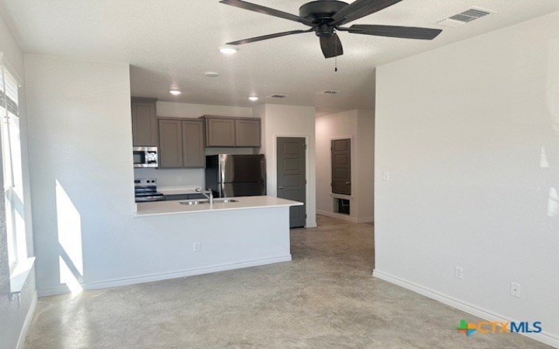 2306 Ocean Avenue, Temple, TX 76501, ,Residential,For Sale,2306 Ocean Avenue,560700