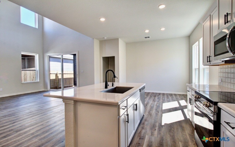 1236 Tuscan View, New Braunfels, TX 78130, 3 Bedrooms Bedrooms, ,3 BathroomsBathrooms,Residential,For Sale,1236 Tuscan View,561400