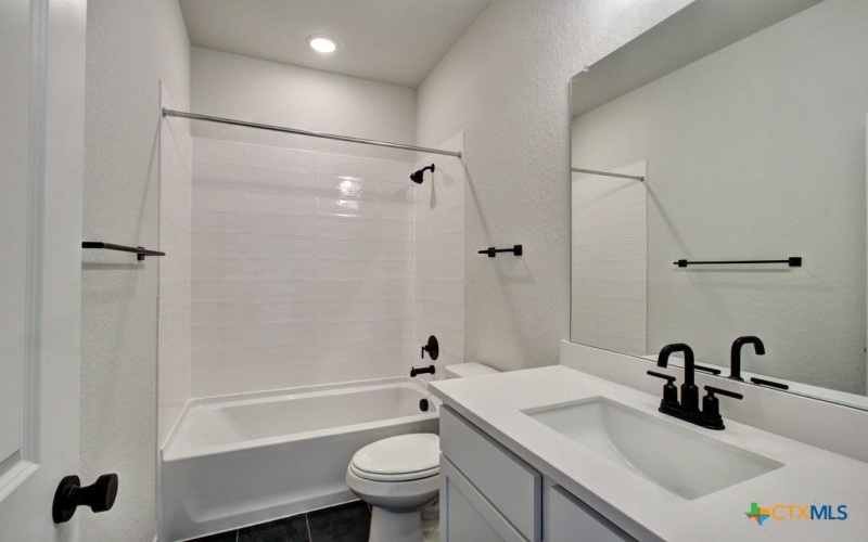 1236 Tuscan View, New Braunfels, TX 78130, 3 Bedrooms Bedrooms, ,3 BathroomsBathrooms,Residential,For Sale,1236 Tuscan View,561400