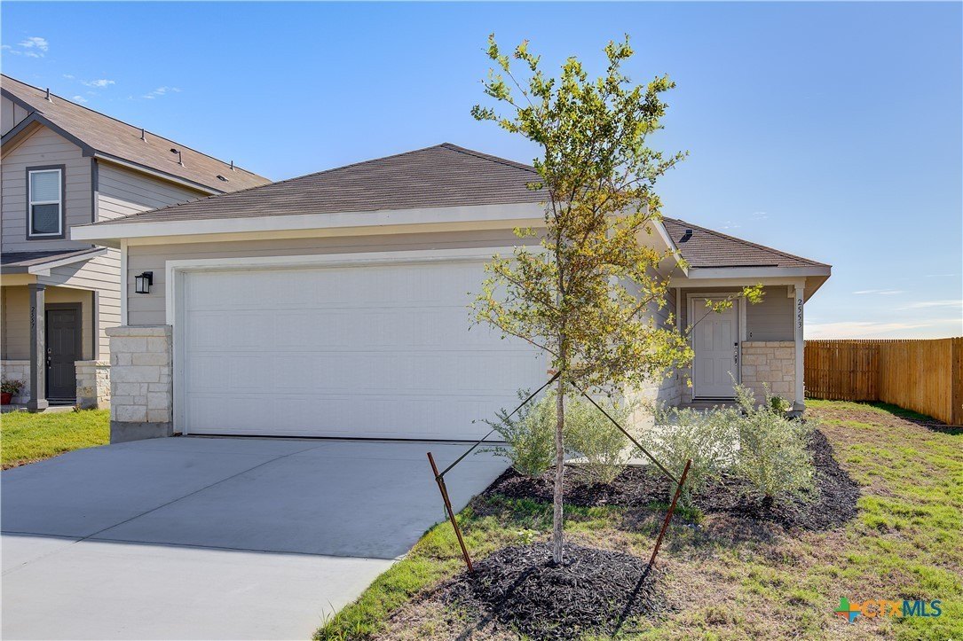 2553 Solon Lane, Seguin, TX 78155, 3 Bedrooms Bedrooms, ,2 BathroomsBathrooms,Residential,For Sale,2553 Solon Lane,561701