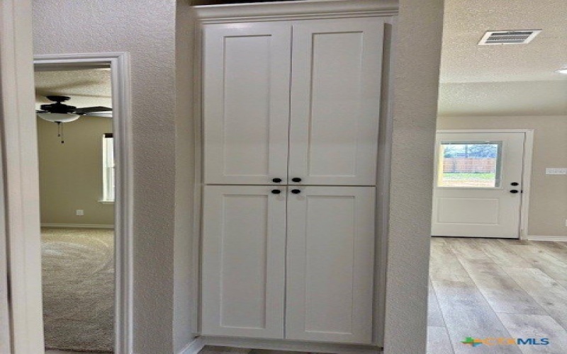 1204 Mill Street, Gatesville, TX 76528, 3 Habitaciones Habitaciones , ,2 BañosBaños,Residential,En Venta,1204 Mill Street,561736
