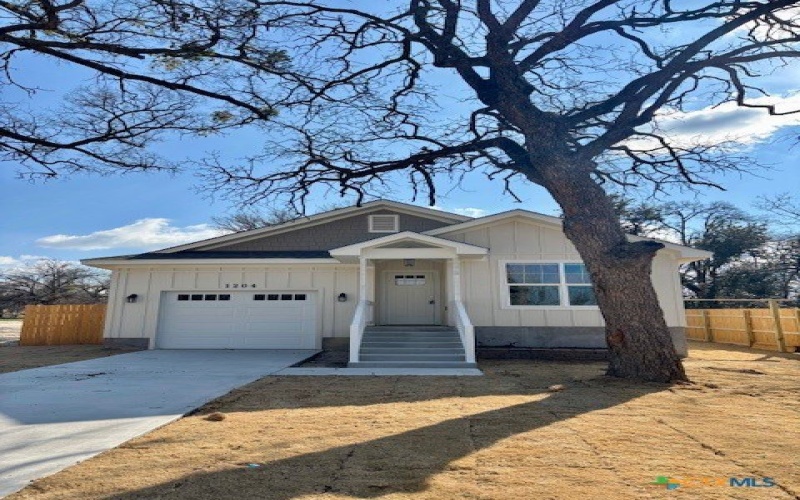1204 Mill Street, Gatesville, TX 76528, 3 Habitaciones Habitaciones , ,2 BañosBaños,Residential,En Venta,1204 Mill Street,561736