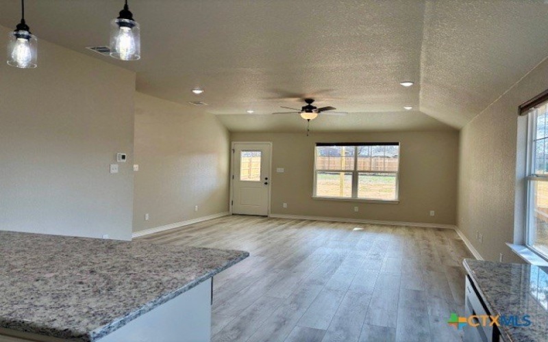 1204 Mill Street, Gatesville, TX 76528, 3 Habitaciones Habitaciones , ,2 BañosBaños,Residential,En Venta,1204 Mill Street,561736