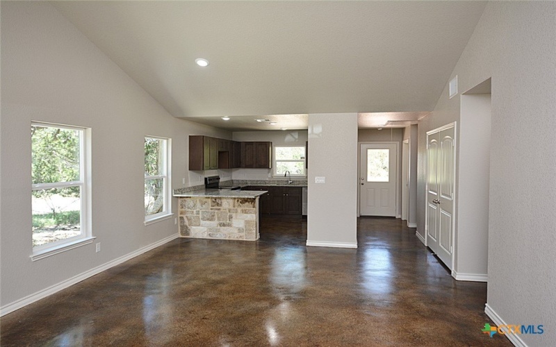 933 Covered Wagon, Spring Branch, TX 78070, 3 Bedrooms Bedrooms, ,2 BathroomsBathrooms,Residential,For Sale,933 Covered Wagon,545754