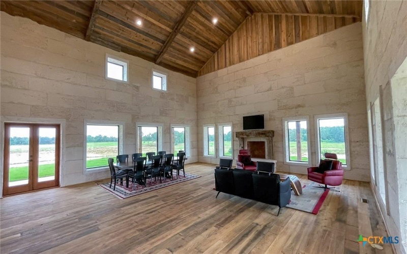 5614 Harwood Road, Luling, TX 78648, 5 Habitaciones Habitaciones , ,5 BañosBaños,Otro,En Venta,5614 Harwood Road,546673