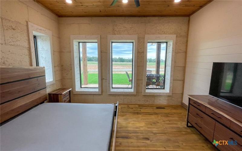 5614 Harwood Road, Luling, TX 78648, 5 Habitaciones Habitaciones , ,5 BañosBaños,Otro,En Venta,5614 Harwood Road,546673
