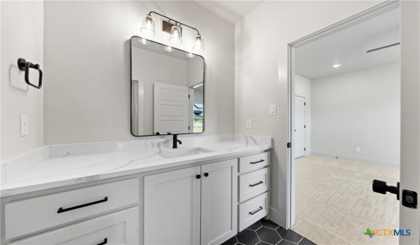 233 Glenview Circle, Belton, TX 76513, 4 Habitaciones Habitaciones , ,3 BañosBaños,Residential,En Venta,233 Glenview Circle,547010