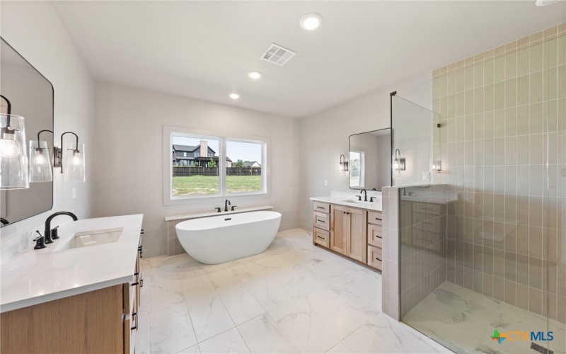 227 Glenview Circle, Belton, TX 76513, 4 Habitaciones Habitaciones , ,3 BañosBaños,Residential,En Venta,227 Glenview Circle,550429