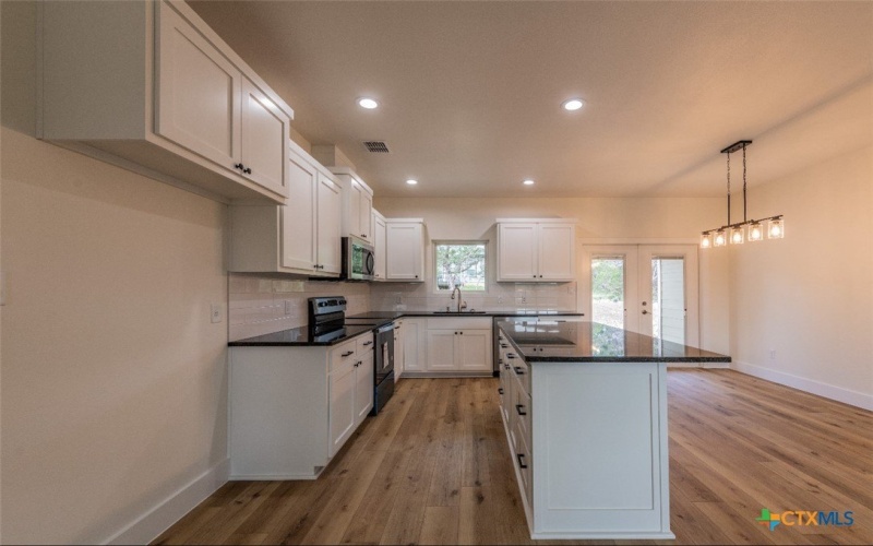 635 Cactus Flower, Canyon Lake, TX 78133, 3 Bedrooms Bedrooms, ,2 BathroomsBathrooms,Residential,For Sale,635 Cactus Flower,552078