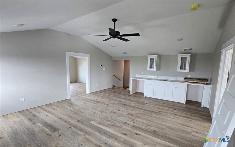 8186 S Lone Star Parkway, Moody, TX 76657, 5 Habitaciones Habitaciones , ,5 BañosBaños,Residential,En Venta,8186 S Lone Star Parkway,553152