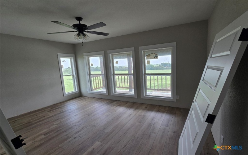 8186 S Lone Star Parkway, Moody, TX 76657, 5 Habitaciones Habitaciones , ,5 BañosBaños,Residential,En Venta,8186 S Lone Star Parkway,553152