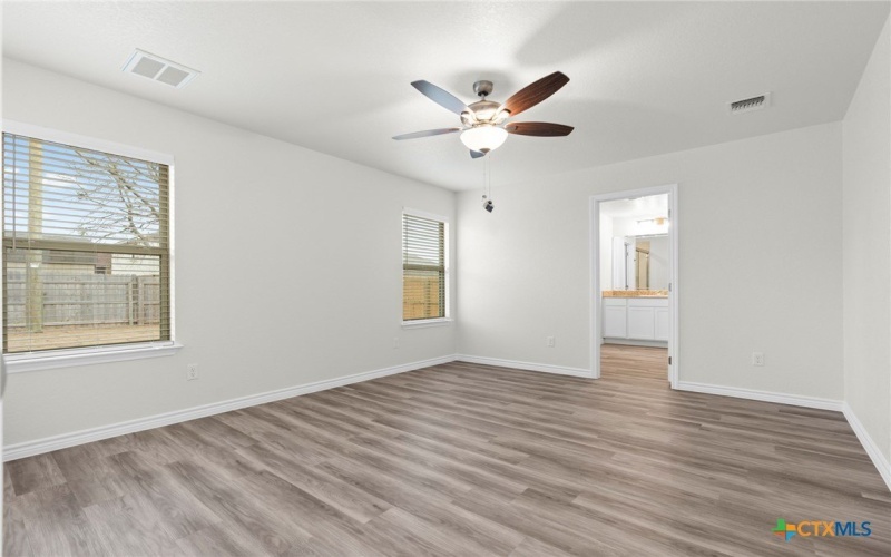 5202 Rose Garden, Killeen, TX 76542, 3 Bedrooms Bedrooms, ,2 BathroomsBathrooms,Residential,For Sale,5202 Rose Garden,553741