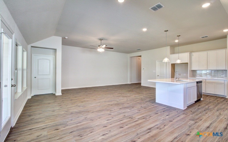 1416 Quarry Rock, New Braunfels, TX 78132, 4 Habitaciones Habitaciones , ,2 BañosBaños,Residential,En Venta,1416 Quarry Rock,555003