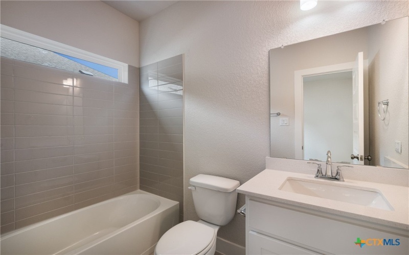 1812 Weinnacht, New Braunfels, TX 78132, 5 Bedrooms Bedrooms, ,5 BathroomsBathrooms,Residential,For Sale,1812 Weinnacht,555974