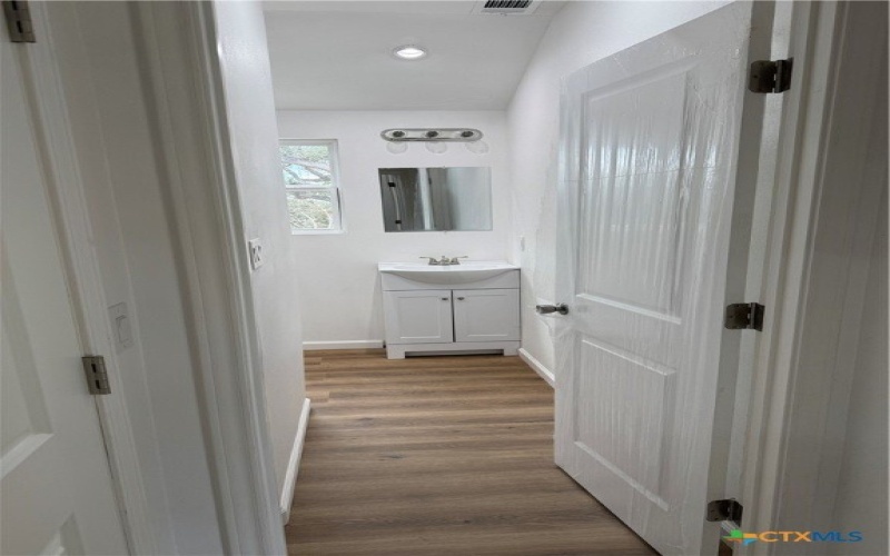 1907 Falconwood Drive, San Marcos, TX 78666, 1 Dormitorio Habitaciones , ,1 BañoBaños,Residential,En Venta,1907 Falconwood Drive,556405