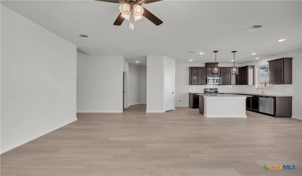 222 Wind Ridge Drive, Copperas Cove, TX 76522, 3 Bedrooms Bedrooms, ,2 BathroomsBathrooms,Residential,For Sale,222 Wind Ridge Drive,556762