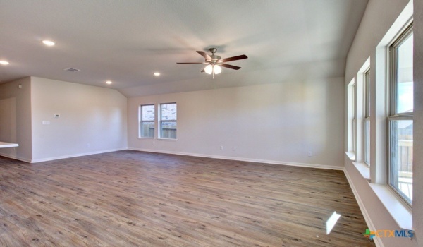 1641 Couser Avenue, New Braunfels, TX 78132, 3 Bedrooms Bedrooms, ,2 BathroomsBathrooms,Residential,For Sale,1641 Couser Avenue,558425
