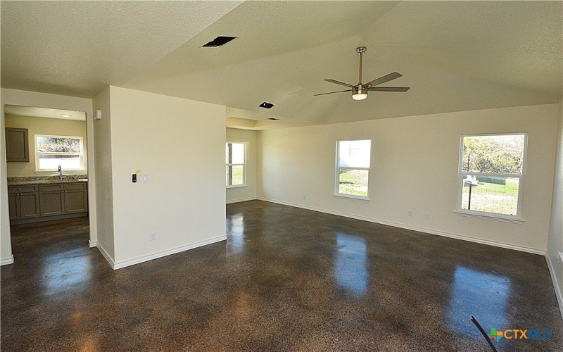 1559 Golf Course Drive, Spring Branch, TX 78070, 3 Bedrooms Bedrooms, ,2 BathroomsBathrooms,Residential,For Sale,1559 Golf Course Drive,558485