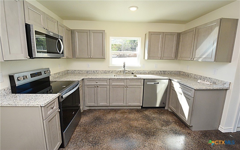 1559 Golf Course Drive, Spring Branch, TX 78070, 3 Bedrooms Bedrooms, ,2 BathroomsBathrooms,Residential,For Sale,1559 Golf Course Drive,558485
