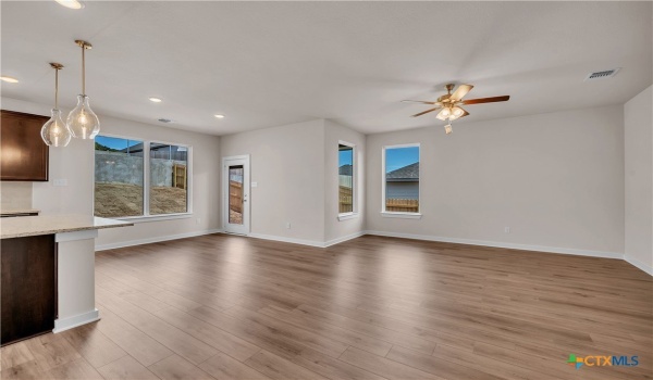262 Wind Ridge Drive, Copperas Cove, TX 76522, 3 Bedrooms Bedrooms, ,2 BathroomsBathrooms,Residential,For Sale,262 Wind Ridge Drive,559077
