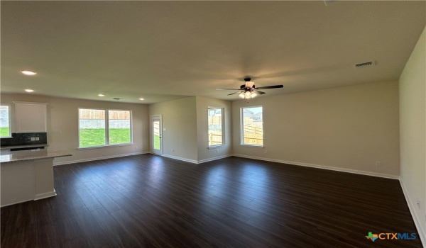 250 Wind Ridge Drive, Copperas Cove, TX 76522, 3 Bedrooms Bedrooms, ,2 BathroomsBathrooms,Residential,For Sale,250 Wind Ridge Drive,559086