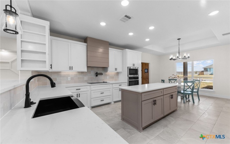 1425 King Ranch Road, Salado, TX 76571, 4 Habitaciones Habitaciones , ,3 BañosBaños,Residential,En Venta,1425 King Ranch Road,562666