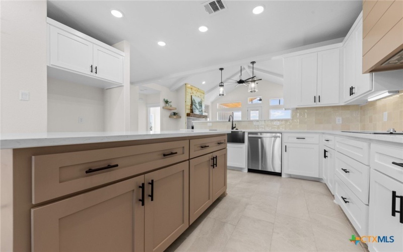 1425 King Ranch Road, Salado, TX 76571, 4 Habitaciones Habitaciones , ,3 BañosBaños,Residential,En Venta,1425 King Ranch Road,562666