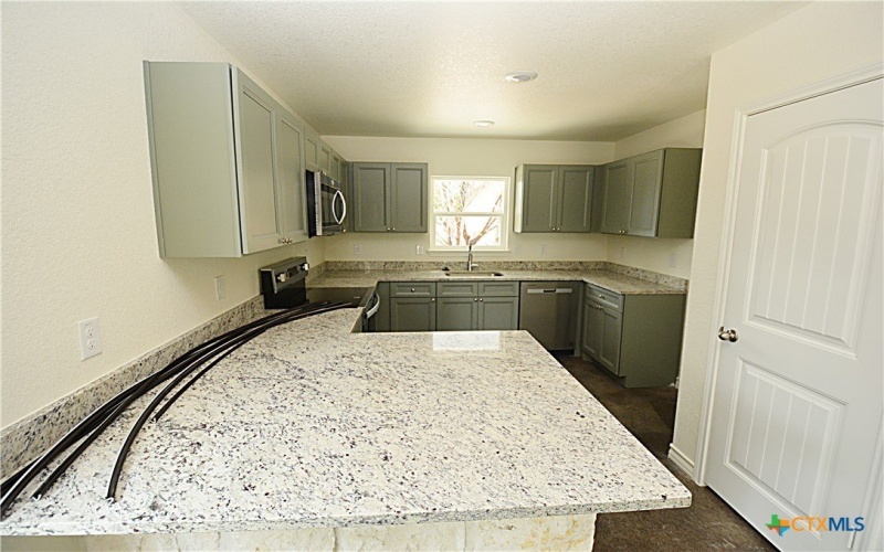 216 Remington Road, Spring Branch, TX 78070, 3 Bedrooms Bedrooms, ,2 BathroomsBathrooms,Residential,For Sale,216 Remington Road,562705