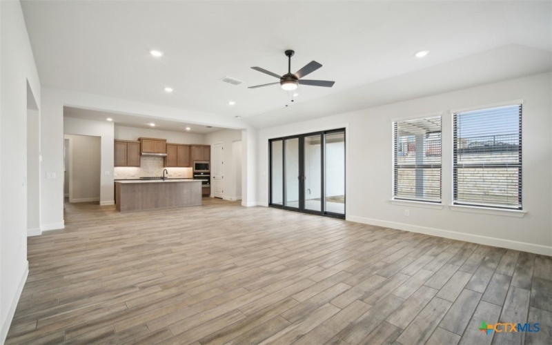 1532 Dancing Oak Lane, San Marcos, TX 78666, 2 Bedrooms Bedrooms, ,2 BathroomsBathrooms,Residential,For Sale,1532 Dancing Oak Lane,562894