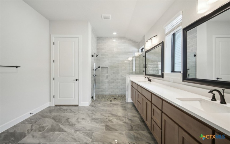 1532 Dancing Oak Lane, San Marcos, TX 78666, 2 Bedrooms Bedrooms, ,2 BathroomsBathrooms,Residential,For Sale,1532 Dancing Oak Lane,562894