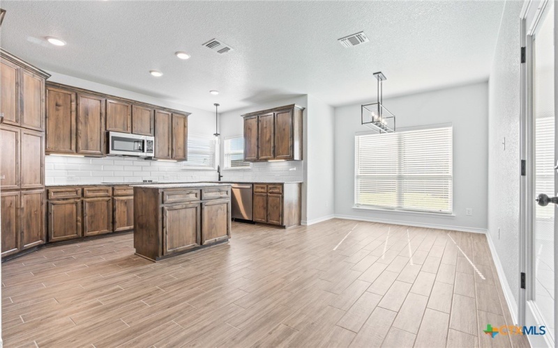 7703 Silicon Drive, Killeen, TX 76542, 4 Bedrooms Bedrooms, ,2 BathroomsBathrooms,Residential,For Sale,7703 Silicon Drive,563829