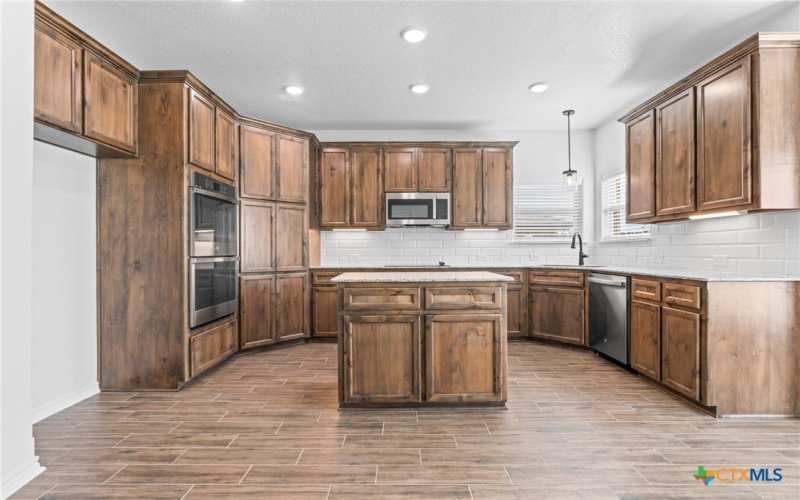 7703 Silicon Drive, Killeen, TX 76542, 4 Bedrooms Bedrooms, ,2 BathroomsBathrooms,Residential,For Sale,7703 Silicon Drive,563829